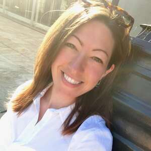 Jennifer Kahn