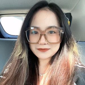 Niki Tan